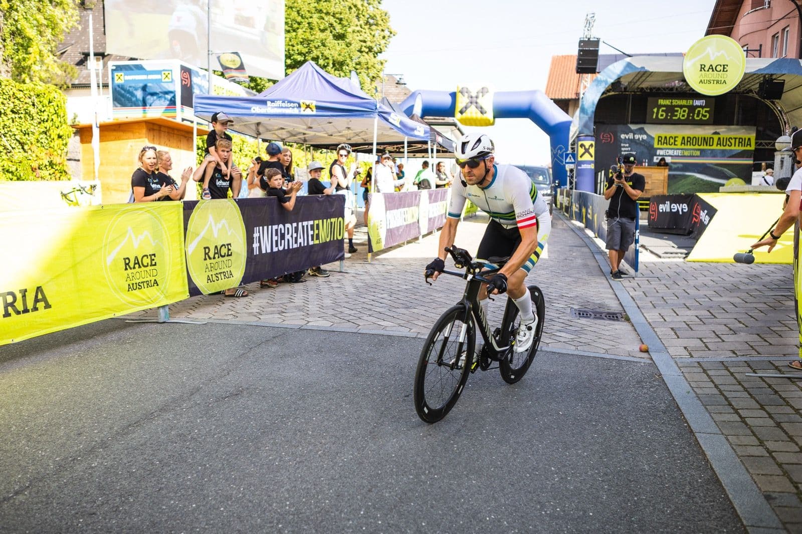 Race Around Austria