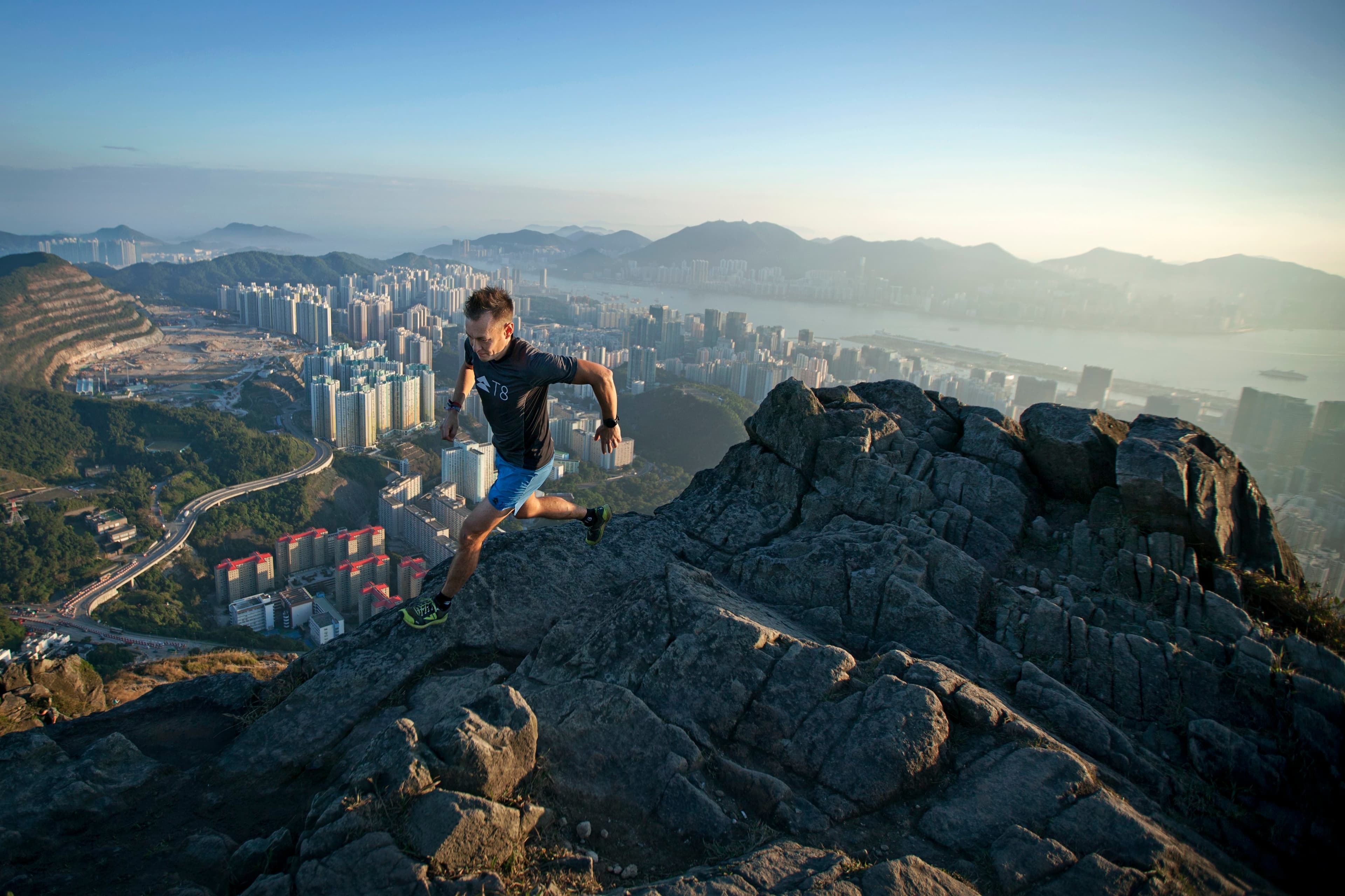 Hong Kong 100